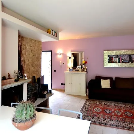 Nyaraló Casa Arancio Colico